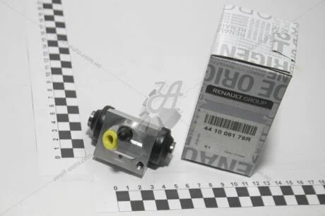 Цилиндр тормозной раб. правый Renault RENAULT 441006176R