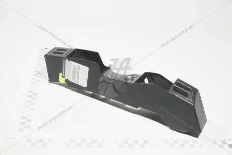 Крепление бампера Renault RENAULT 620920419R
