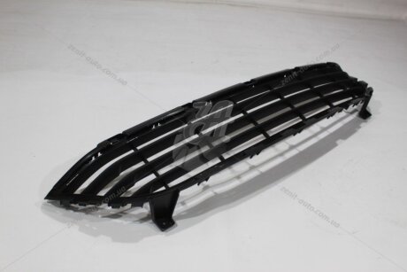Решетка радиатора нижняя Express (21-) RENAULT '622540275R
