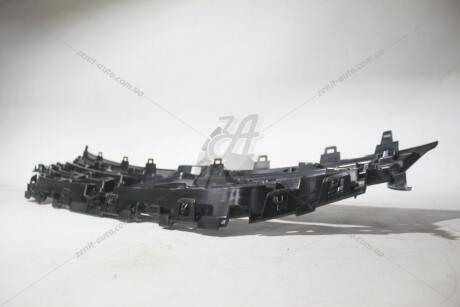 Фото решетка радиатора переднего Duster II (18-) RENAULT 623101459R Решетка радиатора переднего Duster II (18-) RENAULT 623101459R