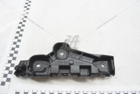Кронштейн бампера левый Renault RENAULT 631433758R