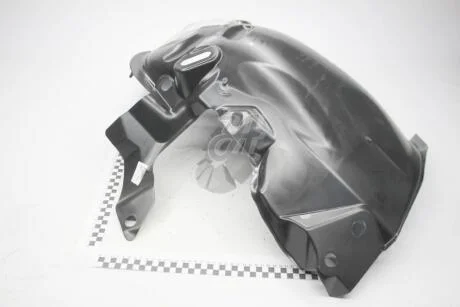 Подкрылок передний левый (передняя часть) Renault Fluence 09- Renault RENAULT 638450016R