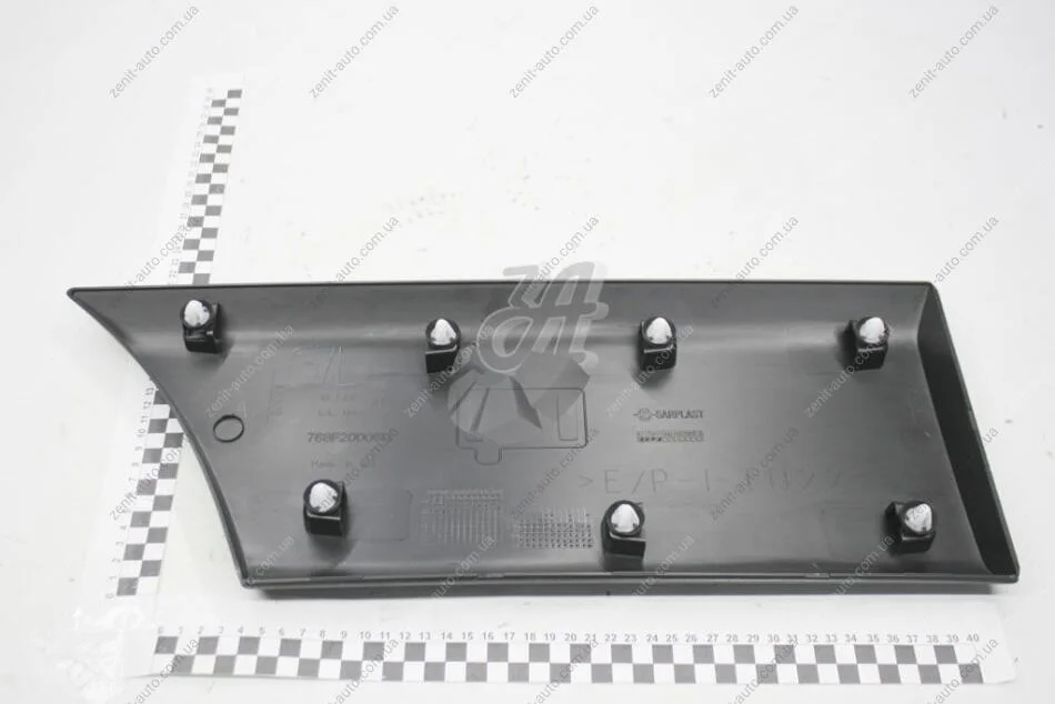 Молдинг левой боковой части Renault Master III 2010- Renault RENAULT 768F20006R (фото 1)