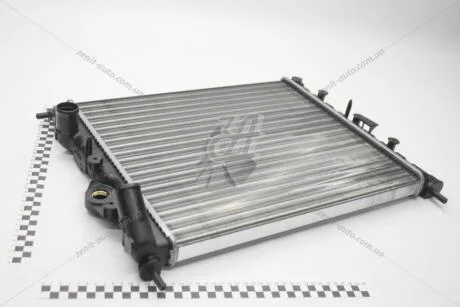 Радіатор охолодження LOGAN 1,4/1,6 б/конд Renault RENAULT 7700838134