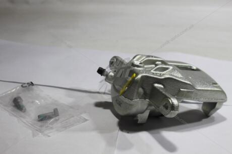 Суппорт тормозной передний левый Clio III,IV, Kangoo II, Duster, Zoe, Lodgy, Dokker RENAULT '7701208332