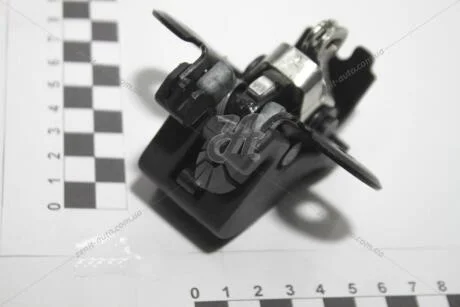 Замок задней двери верхний (две двери) Renault Kangoo 1997-2008 Renault RENAULT 8200031628