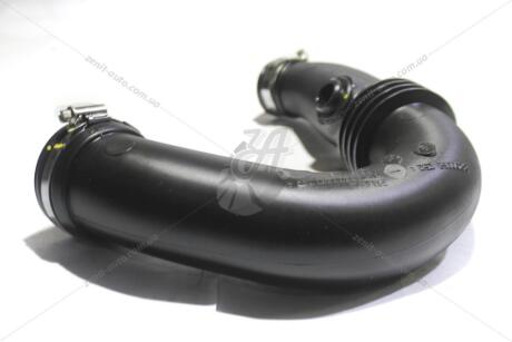 Патрубок воздушного фильтра 1,5 dci Logan, Kangoo I RENAULT 8200368252