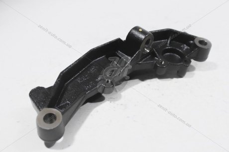 Кронштейн КПП 2,0dci Trafic II (00-14) RENAULT 8200404278