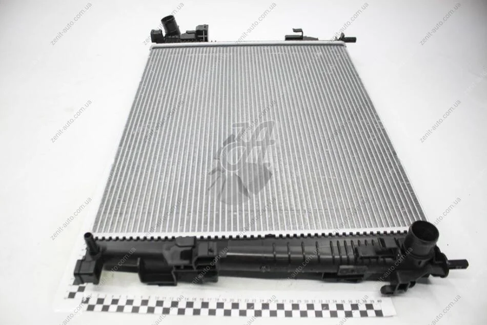 Радиатор охлаждения TRAFIC Renault RENAULT 8200411166 (фото 1)