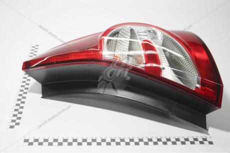 Фонарь задний правый RENAULT 8200734824