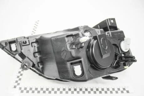 Фара ліва Renault Logan I (09-12) Renault RENAULT 8200744753