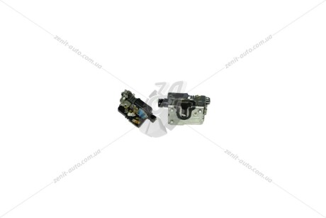 Замок двери задней правой Duster (10-13) RENAULT '825029556R