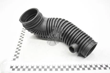 Патрубок воздушный Rexton (10-) P/UP (2372108B02) SsangYong SSANGYONG '2372108B02