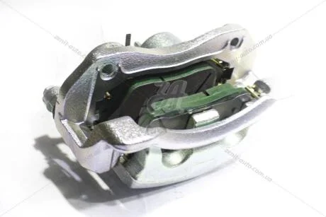 Суппорт тормозной передний правый Korando C (10-) SsangYong SSANGYONG '4814034050