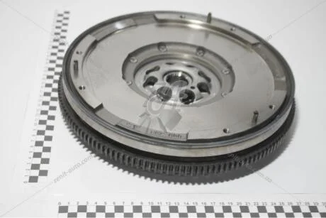 Маховик двигуна Actyon (06-) D20 / Kyron (05-) D20, D27 / Rexton (08-) D27 (DUAL MASS) SsangYong SSANGYONG 6650302205