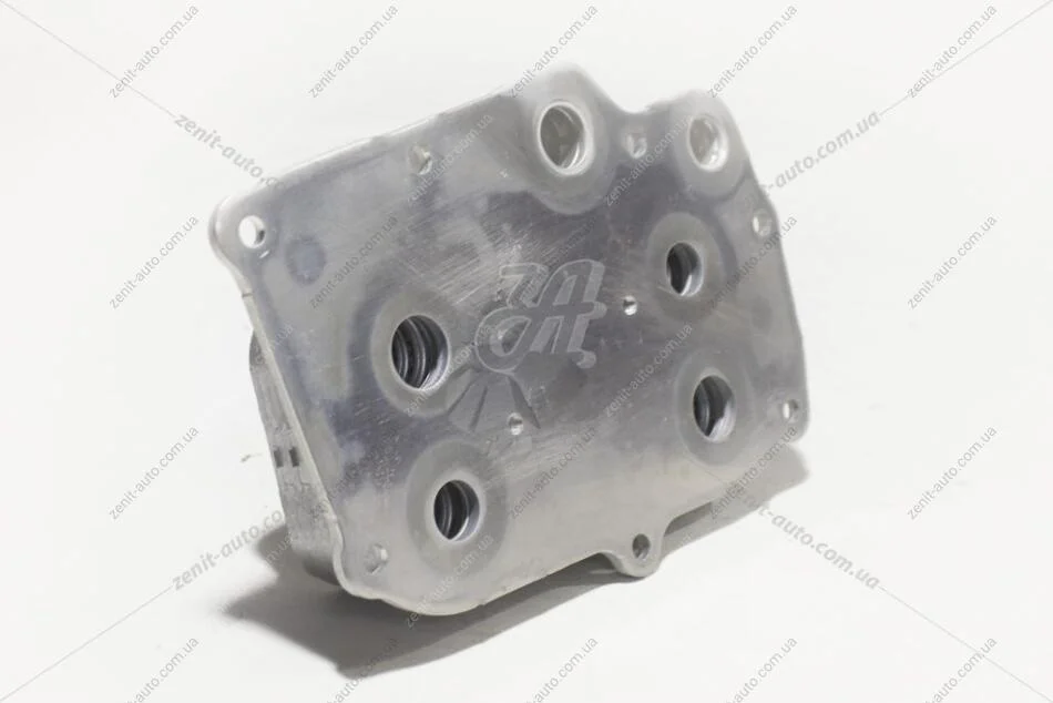Радиатор масляный Actyon Sports (12-) D20R / Korando C (10-) D20F, D22F / Rexton (12-) D20R SsangYong SSANGYONG 6711800265 (фото 1)