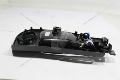 Фото ручка двери передней левой внутренняя Actyon (06-) SSANGYONG 7225031021 Ручка двери передней левой внутренняя Actyon (06-) SSANGYONG 7225031021