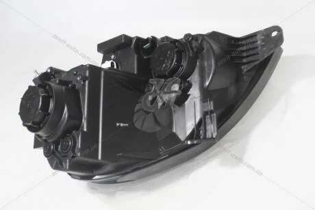 Фара правая (+корректор) Rexton (07-) SsangYong SSANGYONG 8310208B14