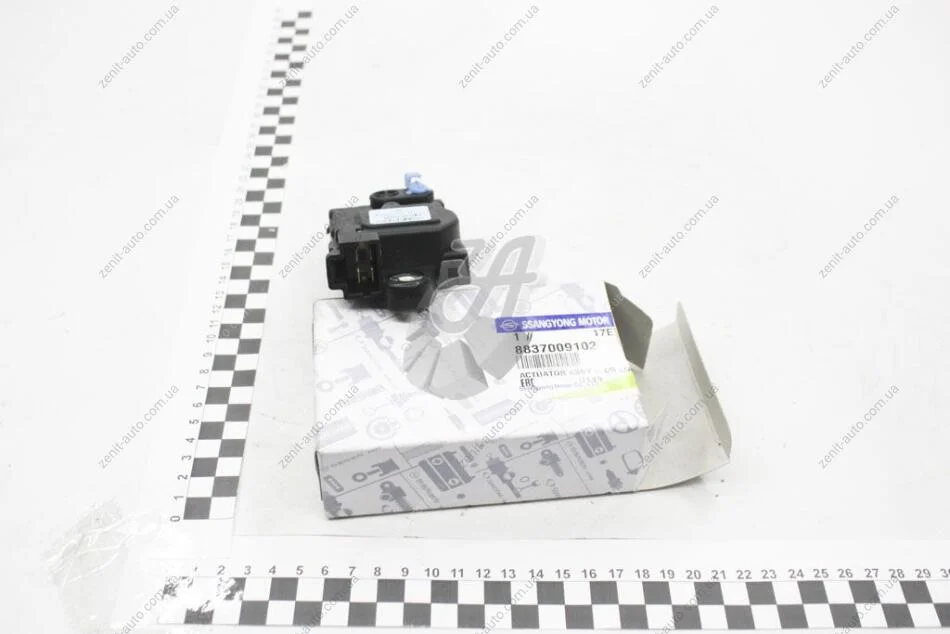 Електропривід замку багажника (актуатор) Kyron (05-) SsangYong SSANGYONG 8837009102 (фото 1)