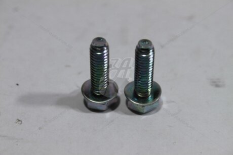 Болт крепления (M6X20) универсальный (кратно 2) Korando, Tivoli SSANGYONG '9706806201