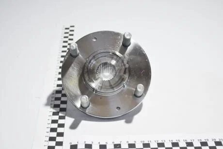 Маточина колеса переднього TANGUN B21013