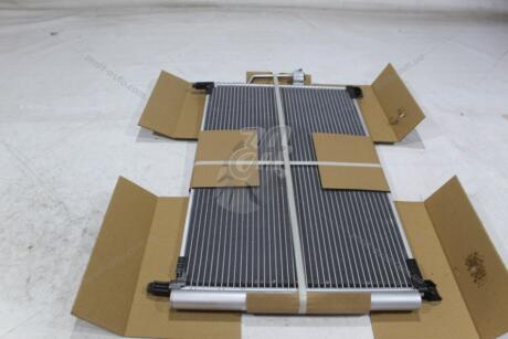Радіатор кондиціонера Nissan Murano III (Z52) (14-) 3.5i TANGUN 'P52238