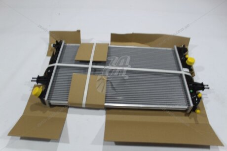 Радіатор охолодження Opel Astra G (98-), Zafira A(99-) 1.4i, 1.6i, 1.8i AT AC+ TANGUN 'P72160