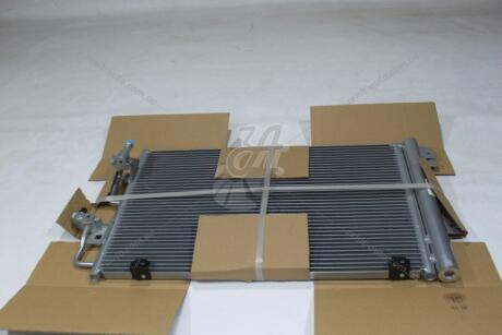 Радіатор кондиціонера Opel Astra H (04-) 1.6i, 1.8i MT, AT TANGUN 'P72220