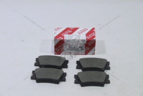 Колодки гальмівні задн LC120 Prado (04466-AZA02) TOYOTA '04466AZA02