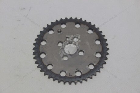 Зірка ланцюга ГРМ (ліва ГБЦ) LC200 (17-) 4,5d TOYOTA '1352951020