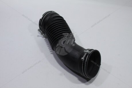 Гофра повітряного патрубка ДВЗ LC200 (17-) 4,5d TOYOTA '1788151031
