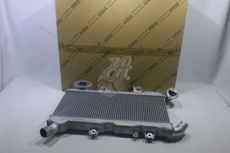 Інтеркулер Land Cruiser 200 (17-) 4,5d TOYOTA '1790051020