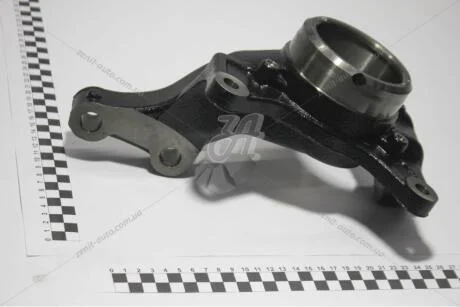 Кулак поворотний пер лів (43212-58010) TOYOTA 4321258010