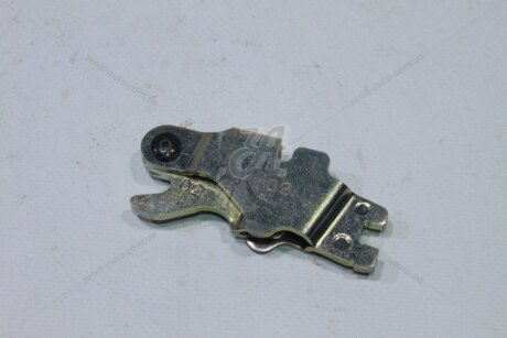 Механізм автопідстройки прав колодок ручн гальма LC200 (17-) 4,5d TOYOTA '466010C010