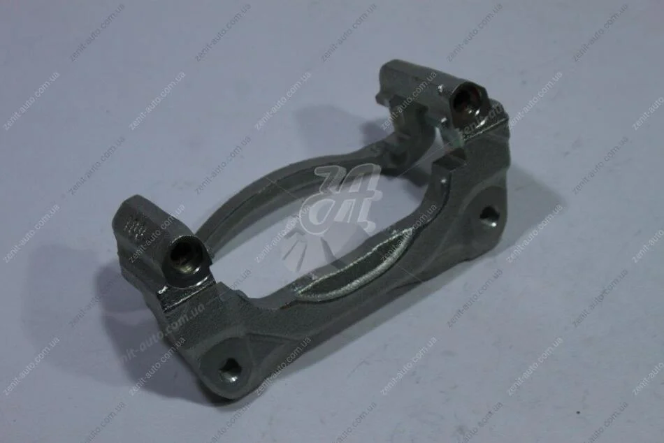 Скоба супорту переднього (47721-33160) TOYOTA '4772133160 (фото 1)