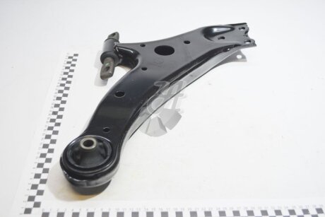 Рычаг подвески пер ниж лев (48069-48070) TOYOTA 4806948070