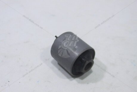 Сайлентблок рычага (48725-3302083) TOYOTA 487253302083