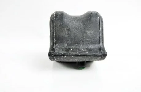 Втулка стабилизатора передняя правая (48815-12390) TOYOTA 4881512390