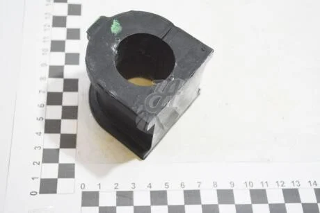 Втулка стабілізатора передн LC200 (08-) (48815-60271) TOYOTA 4881560271