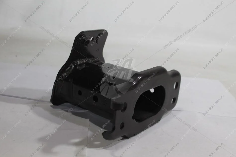 Кронштейн усилителя бампера переднего правый (52011-78020) TOYOTA '52011-78020 (фото 1)