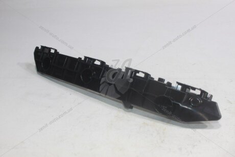 Кронштейн бампера (52115-60150) TOYOTA '5211560150