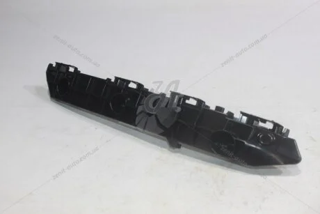 Кронштейн бампера (52115-60150) TOYOTA '5211560150