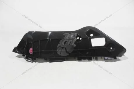 Кронштейн бампера переднего левый (52536-42050) TOYOTA 5253642050
