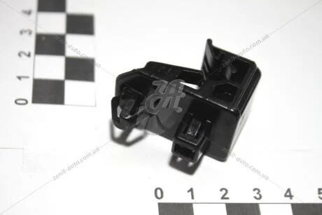 Кронштейн фары (53271-12060) TOYOTA 5327112060