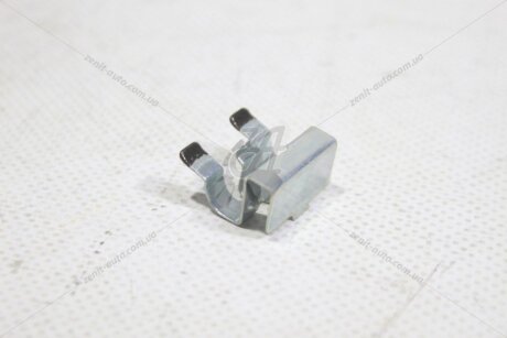 Тримач обшивки стелі LC200 (17-) 4,5d TOYOTA '6338160010