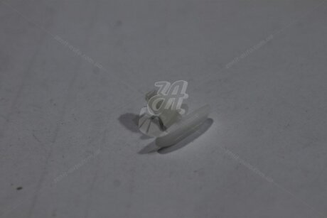 Кліпса ущільнювача двері LC200 (17-) 4,5d TOYOTA '6786752010