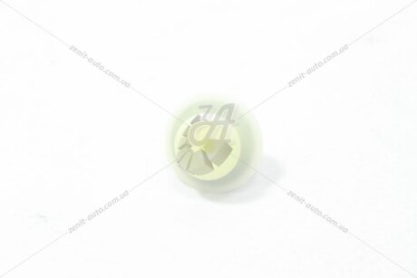 Кліпса обшивки салона LC200 (17-) 4,5d TOYOTA '7549860050