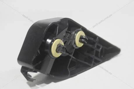 Кронштейн накладки кришки багажника лівий (76827-42030) TOYOTA '76827-42030