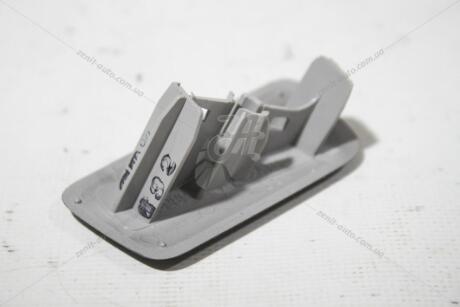 Крышка омывателя фары правой (85044-0C010C0) TOYOTA 850440C010C0
