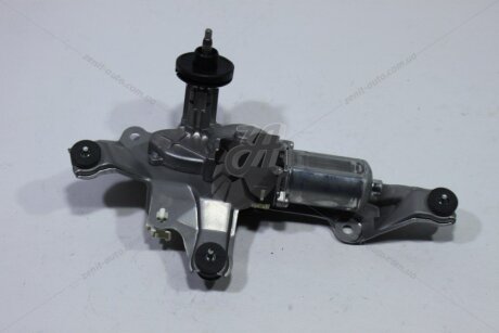 Двигун склоочисника задній LC120 (02-09) (85130-60260) TOYOTA '8513060260